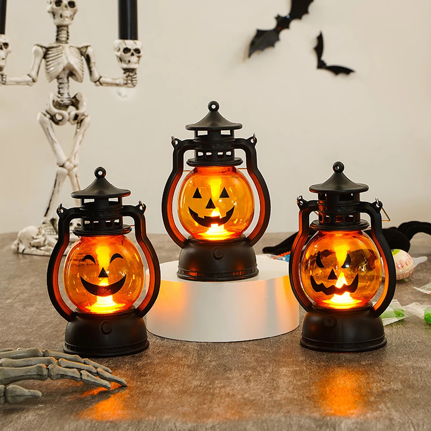 Halloween Oil Lamp,LED Electronic Wax Candle Light,Handheld Lantern,Party Atmosphere Props,Luminous Ornaments