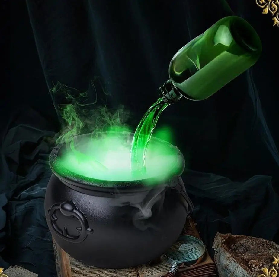 Halloween Cauldron Halloween Haunted House Decor Spooky Cauldron with Fume Effect for Homeowners Event Planners School