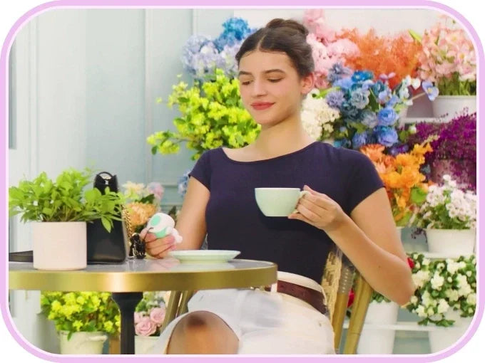 Eiliko Smart Robot Portable Emotional Interaction Companion Robots Mini Eilik Ai Chat Robot Long Battery Life Kid/Couple Gifts