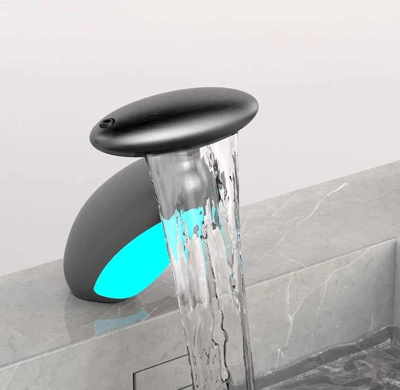 Bathroom Pull Out Faucet Washbasin Sink Hot Cold Pull Out Mixer Tap Deck Mount Basin Ambient Light Modern Atmosphere Faucets Tap