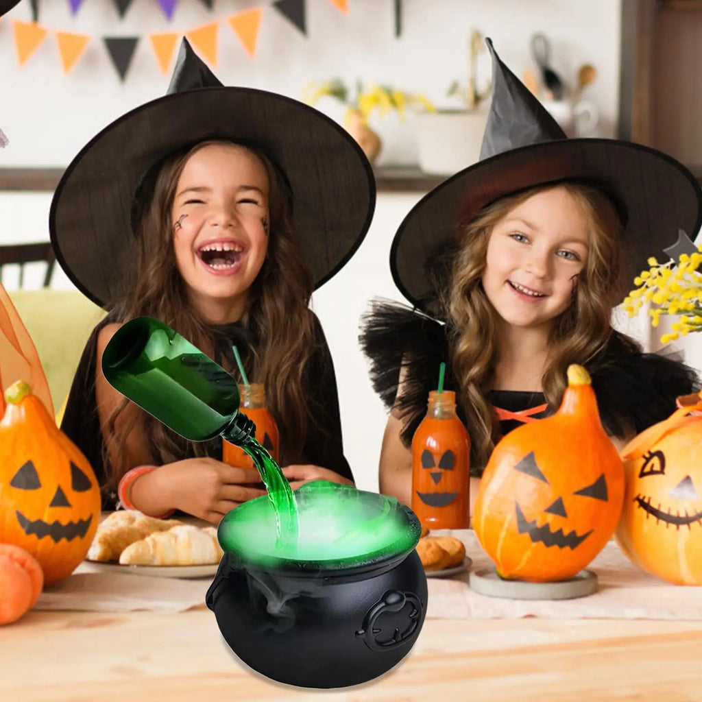 Halloween Cauldron Halloween Haunted House Decor Spooky Cauldron with Fume Effect for Homeowners Event Planners School